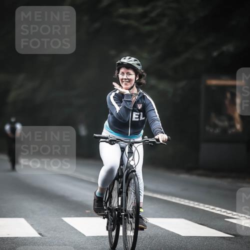 13.09.2026 - Stadtparktriathlon H.Heesch http://msf.ph/oto/10361373 13.09.2026 10:02:30 Radfahren 211, 267, 313, 316, 326, 340 meine-sportfotos.de