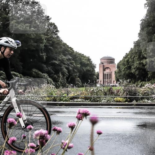 13.09.2026 - Stadtparktriathlon H.Heesch http://msf.ph/oto/10361374 13.09.2026 12:17:32 Radfahren 1030, 1043, 1150 meine-sportfotos.de