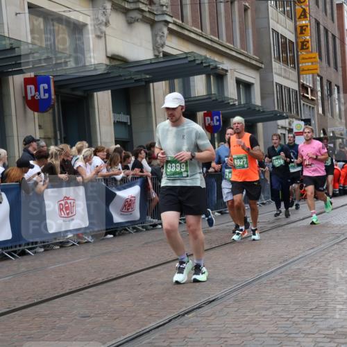 13.09.2026 - 21. swb-Marathon Bremen Strokosch-Dieckow http://msf.ph/oto/10361378 13.09.2026 13:36:08 Ziel 164, 372, 900, 1738, 1880, 2467, 2673, 2692, 2700, 2731, 2819, 2823, 2949, 3067, 3410, 3585, 3591, 4006, 4049, 4182, 4216, 4414, 4643, 4676, 4989, 5781, 5800, 6516, 6527, 6568, 6642, 6778, 7249, 7344, 7379, 7765, 7808, 7865, 8511, 8525, 8731, 8790, 8905, 8941, 9026, 9427, 9776, 9899, 10068, 10070, 13038, 318, 563, 1072, 1867, 2339, 2565, 2931, 3026, 3056, 3224, 3291, 3454, 3485, 3489, 3857, 4016, 4048, 5026, 5071, 5157, 5276, 5381, 5816, 6159, 6874, 6982, 7036 meine-sportfotos.de