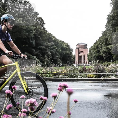 13.09.2026 - Stadtparktriathlon H.Heesch http://msf.ph/oto/10361428 13.09.2026 12:17:48 Radfahren 841, 1000, 1096 meine-sportfotos.de