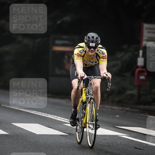 13.09.2026 - Stadtparktriathlon H.Heesch http://msf.ph/oto/10361443 13.09.2026 10:02:35 Radfahren 211, 263, 267, 313, 326, 340 meine-sportfotos.de