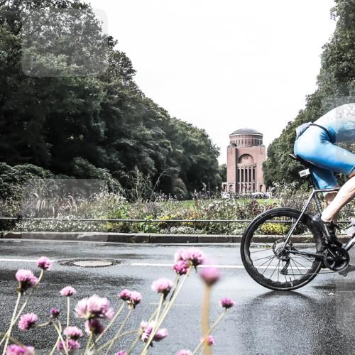 13.09.2026 - Stadtparktriathlon H.Heesch http://msf.ph/oto/10361446 13.09.2026 12:18:07 Radfahren 962, 1027 meine-sportfotos.de