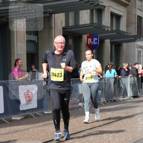 13.09.2026 - 21. swb-Marathon Bremen Strokosch-Dieckow http://msf.ph/oto/10361459 13.09.2026 11:22:09 Ziel 10710, 10968, 11423, 11579, 12444, 11639, 11698, 12157, 12211 meine-sportfotos.de