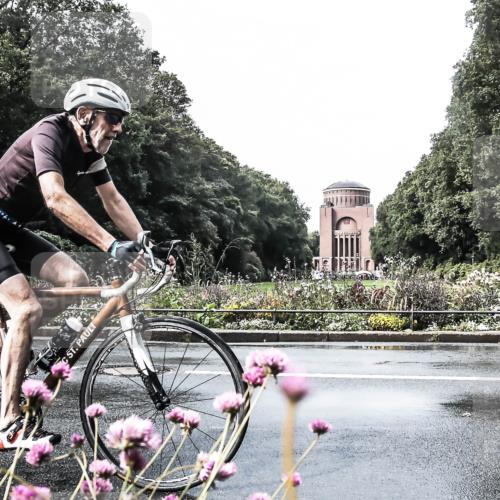 13.09.2026 - Stadtparktriathlon H.Heesch http://msf.ph/oto/10361467 13.09.2026 12:18:14 Radfahren 928, 981, 1036, 1073, 1089 meine-sportfotos.de