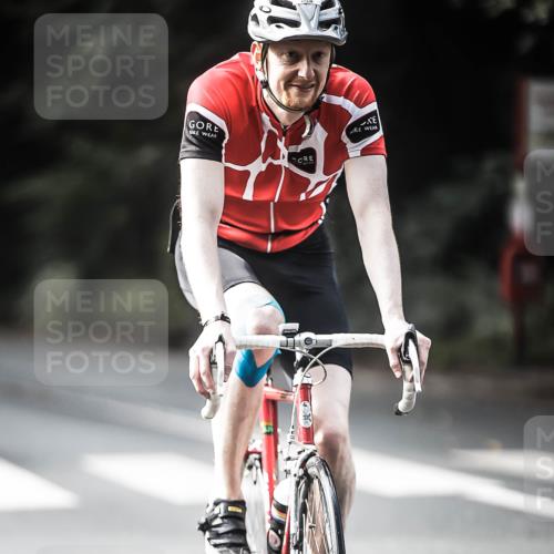 13.09.2026 - Stadtparktriathlon H.Heesch http://msf.ph/oto/10361494 13.09.2026 11:17:29 Radfahren 497, 616, 690, 736, 771, 1799 meine-sportfotos.de