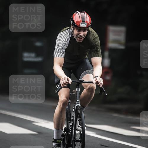13.09.2026 - Stadtparktriathlon H.Heesch http://msf.ph/oto/10361509 13.09.2026 10:02:38 Radfahren 211, 263, 313, 340 meine-sportfotos.de