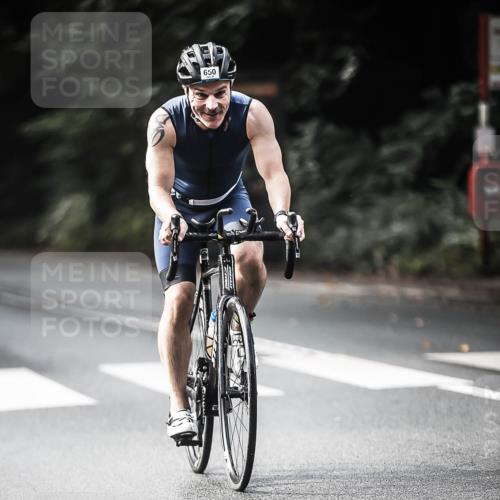13.09.2026 - Stadtparktriathlon H.Heesch http://msf.ph/oto/10361514 13.09.2026 11:17:33 Radfahren 497, 562, 616, 736, 752, 771, 1799 meine-sportfotos.de