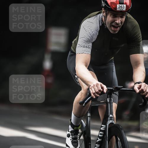 13.09.2026 - Stadtparktriathlon H.Heesch http://msf.ph/oto/10361518 13.09.2026 10:02:39 Radfahren 211, 263, 313, 340 meine-sportfotos.de