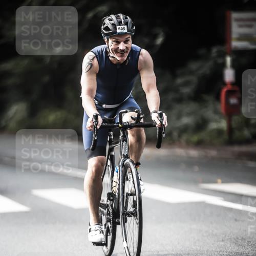 13.09.2026 - Stadtparktriathlon H.Heesch http://msf.ph/oto/10361519 13.09.2026 11:17:33 Radfahren 497, 562, 616, 736, 752, 771, 1799 meine-sportfotos.de