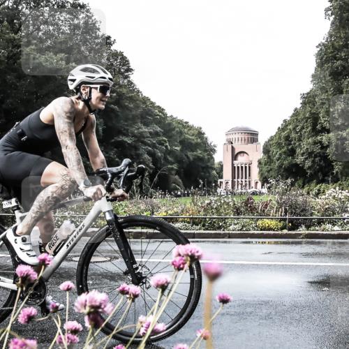 13.09.2026 - Stadtparktriathlon H.Heesch http://msf.ph/oto/10361525 13.09.2026 12:18:29 Radfahren 987, 1178 meine-sportfotos.de