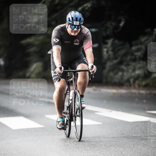 13.09.2026 - Stadtparktriathlon H.Heesch http://msf.ph/oto/10361538 13.09.2026 11:17:35 Radfahren 562, 660, 752, 1799 meine-sportfotos.de