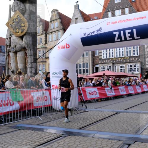 13.09.2026 - 21. swb-Marathon Bremen Tim E. http://msf.ph/oto/10361542 13.09.2026 12:59:06 Ziel 1576, 2049, 3624, 4847, 6929, 8065 meine-sportfotos.de