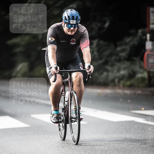 13.09.2026 - Stadtparktriathlon H.Heesch http://msf.ph/oto/10361543 13.09.2026 11:17:35 Radfahren 562, 660, 752, 1799 meine-sportfotos.de
