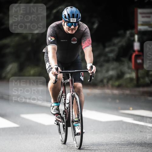 13.09.2026 - Stadtparktriathlon H.Heesch http://msf.ph/oto/10361549 13.09.2026 11:17:35 Radfahren 562, 660, 752, 1799 meine-sportfotos.de