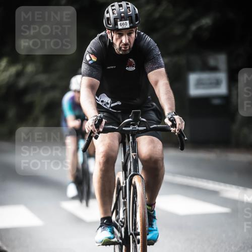 13.09.2026 - Stadtparktriathlon H.Heesch http://msf.ph/oto/10361625 13.09.2026 11:17:41 Radfahren 562, 660, 752, 814, 1797 meine-sportfotos.de