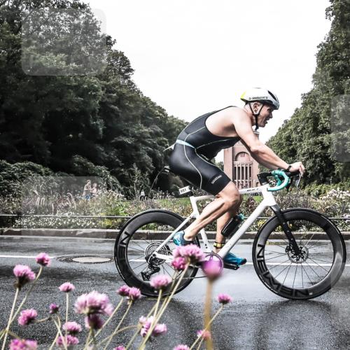 13.09.2026 - Stadtparktriathlon H.Heesch http://msf.ph/oto/10361630 13.09.2026 12:18:56 Radfahren 951, 974, 1033, 1099, 1102, 1144, 1159, 1184 meine-sportfotos.de