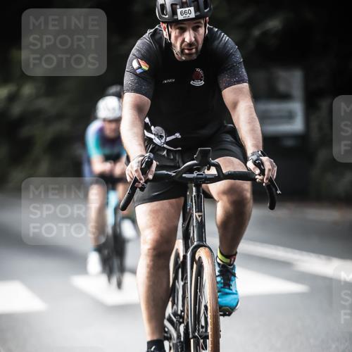 13.09.2026 - Stadtparktriathlon H.Heesch http://msf.ph/oto/10361631 13.09.2026 11:17:41 Radfahren 562, 660, 752, 814, 1797 meine-sportfotos.de