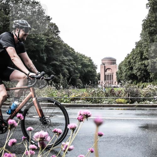 13.09.2026 - Stadtparktriathlon H.Heesch http://msf.ph/oto/10361649 13.09.2026 12:18:59 Radfahren 951, 1033, 1102, 1132 meine-sportfotos.de