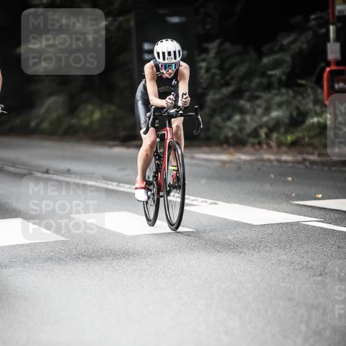 13.09.2026 - Stadtparktriathlon H.Heesch http://msf.ph/oto/10361676 13.09.2026 11:17:49 Radfahren 555, 810, 1798 meine-sportfotos.de