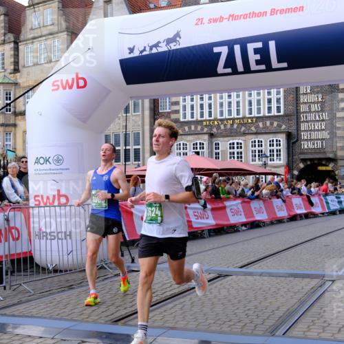 13.09.2026 - 21. swb-Marathon Bremen Tim E. http://msf.ph/oto/10361681 13.09.2026 12:59:15 Ziel 1118, 1576, 3624, 3688, 4399, 4847, 6929, 8065, 8994, 9120, 9329 meine-sportfotos.de