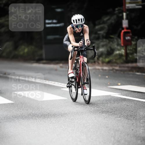 13.09.2026 - Stadtparktriathlon H.Heesch http://msf.ph/oto/10361683 13.09.2026 11:17:50 Radfahren 555, 766, 810, 1798 meine-sportfotos.de