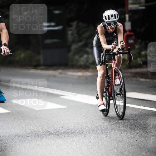 13.09.2026 - Stadtparktriathlon H.Heesch http://msf.ph/oto/10361695 13.09.2026 11:17:50 Radfahren 555, 766, 810, 1798 meine-sportfotos.de