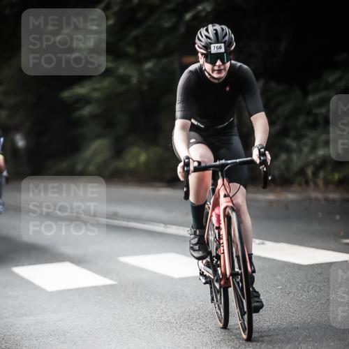 13.09.2026 - Stadtparktriathlon H.Heesch http://msf.ph/oto/10361772 13.09.2026 11:17:56 Radfahren 555, 655, 703, 766, 810, 1798 meine-sportfotos.de