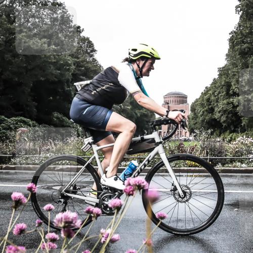 13.09.2026 - Stadtparktriathlon H.Heesch http://msf.ph/oto/10361773 13.09.2026 12:19:42 Radfahren 1045, 1098, 1112, 1177 meine-sportfotos.de