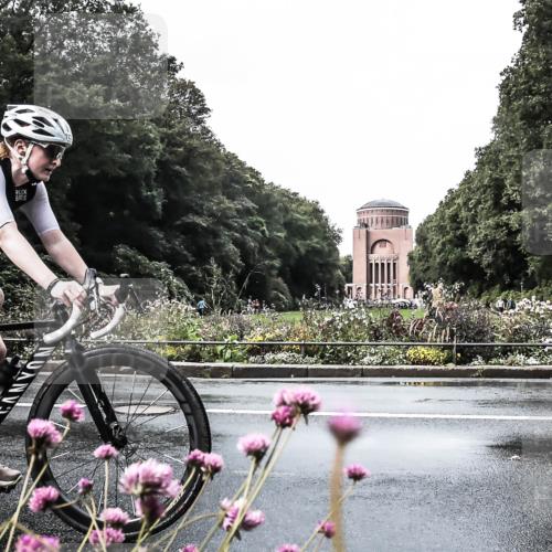 13.09.2026 - Stadtparktriathlon H.Heesch http://msf.ph/oto/10361802 13.09.2026 12:19:55 Radfahren 970, 1090, 1137, 1157 meine-sportfotos.de