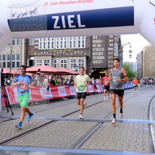 13.09.2026 - 21. swb-Marathon Bremen Tim E. http://msf.ph/oto/10361814 13.09.2026 12:59:22 Ziel 1118, 1508, 1751, 3584, 3688, 4399, 4847, 6991, 8994, 9120, 9329 meine-sportfotos.de