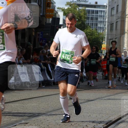 13.09.2026 - 21. swb-Marathon Bremen Strokosch-Dieckow http://msf.ph/oto/10361816 13.09.2026 13:34:19 Ziel 1364, 1656, 2355, 2727, 3162, 3389, 3522, 3790, 3984, 4613, 4658, 5341, 5513, 5563, 5587, 6090, 6151, 6508, 6509, 6623, 7047, 7303, 7354, 7431, 7897, 7988, 8025, 8512, 8641, 8910, 9344, 13118, 682, 784, 809, 911, 1307, 1871, 2215, 3029, 3068, 3214, 3318, 3409, 3890, 4112, 4616, 5488, 5566, 5852, 6255, 7168, 7746, 7962, 8381, 9453, 9751, 9802, 13112 meine-sportfotos.de