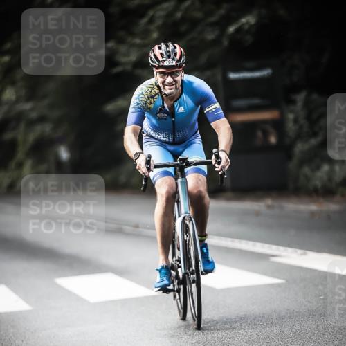 13.09.2026 - Stadtparktriathlon H.Heesch http://msf.ph/oto/10361817 13.09.2026 11:18:01 Radfahren 655, 703, 766, 818 meine-sportfotos.de