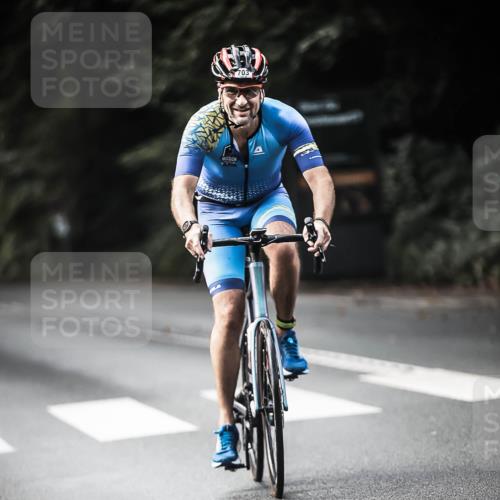13.09.2026 - Stadtparktriathlon H.Heesch http://msf.ph/oto/10361823 13.09.2026 11:18:02 Radfahren 655, 703, 766, 818 meine-sportfotos.de