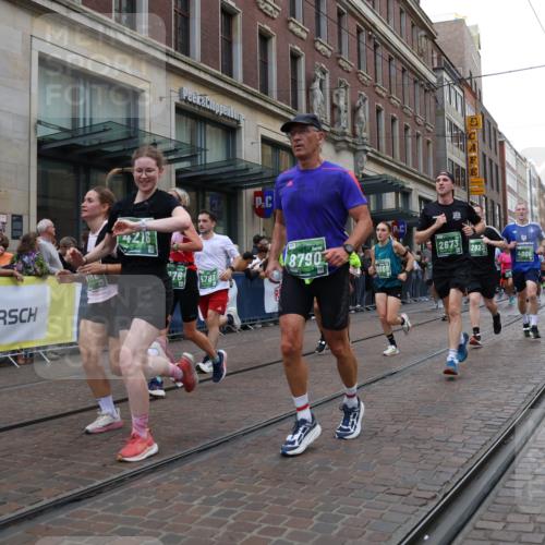 13.09.2026 - 21. swb-Marathon Bremen Strokosch-Dieckow http://msf.ph/oto/10361830 13.09.2026 13:36:17 Ziel 164, 372, 900, 1738, 1880, 1936, 2467, 2673, 2692, 2700, 2731, 2819, 2823, 3067, 3410, 3585, 3815, 4006, 4049, 4050, 4182, 4216, 4304, 4414, 4676, 4892, 5061, 5447, 5656, 5781, 5823, 6050, 6280, 6340, 6516, 6527, 6568, 7039, 7229, 7237, 7249, 7344, 7656, 7765, 7808, 8525, 8685, 8723, 8790, 8905, 9427, 9658, 9776, 9807, 9899, 10068, 10070, 563, 1072, 1867, 2339, 2931, 2949, 3026, 3224, 3291, 3454, 3489, 4016, 5276, 5816, 6874, 6982 meine-sportfotos.de