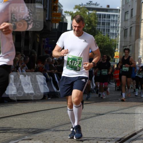 13.09.2026 - 21. swb-Marathon Bremen Strokosch-Dieckow http://msf.ph/oto/10361840 13.09.2026 13:34:19 Ziel 1364, 1656, 2355, 2727, 3162, 3389, 3522, 3790, 3984, 4613, 4658, 5341, 5513, 5563, 5587, 6090, 6151, 6508, 6509, 6623, 7047, 7303, 7354, 7431, 7897, 7988, 8025, 8512, 8641, 8910, 9344, 13118, 682, 784, 809, 911, 1307, 1871, 2215, 3029, 3068, 3214, 3318, 3409, 3890, 4112, 4616, 5488, 5566, 5852, 6255, 7168, 7746, 7962, 8381, 9453, 9751, 9802, 13112 meine-sportfotos.de