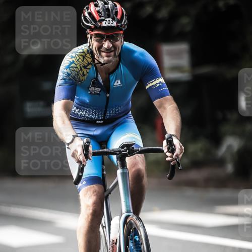 13.09.2026 - Stadtparktriathlon H.Heesch http://msf.ph/oto/10361850 13.09.2026 11:18:02 Radfahren 655, 703, 766, 818 meine-sportfotos.de