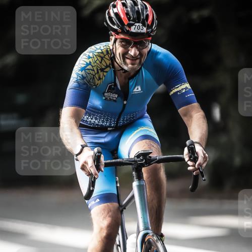 13.09.2026 - Stadtparktriathlon H.Heesch http://msf.ph/oto/10361859 13.09.2026 11:18:02 Radfahren 655, 703, 766, 818 meine-sportfotos.de