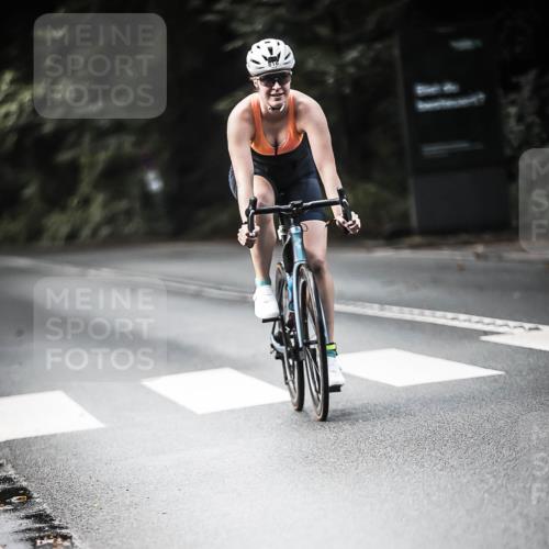 13.09.2026 - Stadtparktriathlon H.Heesch http://msf.ph/oto/10361874 13.09.2026 11:18:06 Radfahren 683, 703, 818 meine-sportfotos.de