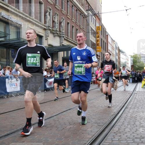 13.09.2026 - 21. swb-Marathon Bremen Strokosch-Dieckow http://msf.ph/oto/10361919 13.09.2026 13:36:19 Ziel 164, 372, 813, 900, 1738, 1880, 1936, 2467, 2673, 2692, 2700, 2731, 2819, 2823, 3067, 3410, 3585, 3635, 3815, 4006, 4050, 4182, 4216, 4304, 4335, 4414, 4676, 4892, 5061, 5447, 5656, 5781, 5823, 6050, 6280, 6340, 6516, 6527, 6568, 7039, 7229, 7237, 7249, 7344, 7640, 7656, 7765, 7808, 8525, 8685, 8723, 8790, 8905, 9658, 9776, 9807, 9899, 10068, 10070, 563, 1072, 1867, 2339, 2931, 2949, 3026, 3224, 3291, 3489, 4016, 5276, 6874, 6982 meine-sportfotos.de