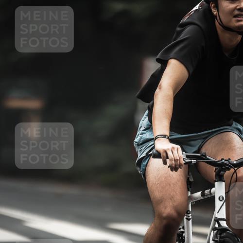 13.09.2026 - Stadtparktriathlon H.Heesch http://msf.ph/oto/10361925 13.09.2026 10:03:30 Radfahren 237, 302 meine-sportfotos.de