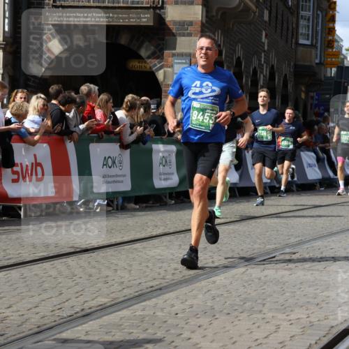 13.09.2026 - 21. swb-Marathon Bremen Strokosch-Dieckow http://msf.ph/oto/10361927 13.09.2026 13:34:22 Ziel 1364, 1656, 2355, 2464, 2727, 3162, 3389, 3522, 3632, 3790, 3984, 4613, 5341, 5489, 5563, 5587, 5768, 6090, 6151, 6350, 6405, 6509, 6623, 7047, 7113, 7303, 7354, 7431, 7897, 7988, 8025, 8512, 8641, 8910, 10058, 13118, 682, 784, 809, 1307, 1395, 1871, 2215, 3029, 3052, 3058, 3318, 3388, 3409, 3890, 4537, 4616, 5488, 5566, 5760, 5852, 6255, 7168, 7746, 7833, 7962, 8381, 8453, 9751, 9802, 13112 meine-sportfotos.de