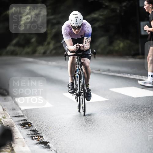 13.09.2026 - Stadtparktriathlon H.Heesch http://msf.ph/oto/10361940 13.09.2026 11:18:12 Radfahren 683, 746, 818 meine-sportfotos.de