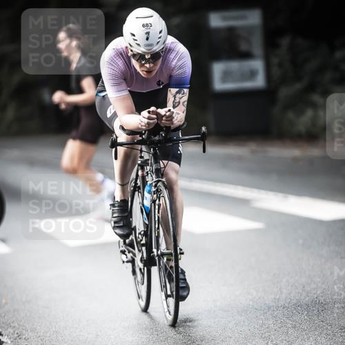 13.09.2026 - Stadtparktriathlon H.Heesch http://msf.ph/oto/10361958 13.09.2026 11:18:12 Radfahren 683, 746, 818 meine-sportfotos.de