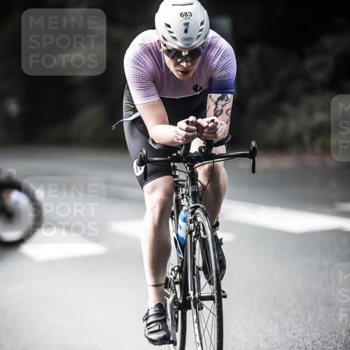 13.09.2026 - Stadtparktriathlon H.Heesch http://msf.ph/oto/10361966 13.09.2026 11:18:12 Radfahren 683, 746, 818 meine-sportfotos.de