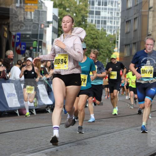 13.09.2026 - 21. swb-Marathon Bremen Strokosch-Dieckow http://msf.ph/oto/10362075 13.09.2026 10:58:39 Ziel 10249, 10494, 10530, 10673, 10750, 10798, 10828, 10914, 11004, 11120, 11131, 11152, 11202, 11295, 11388, 11403, 11420, 11455, 11686, 11750, 11752, 11884, 11906, 11952, 11953, 12017, 12092, 12386, 12387, 12482, 12518, 10254, 10485, 10794, 10832, 10948, 11228, 11488, 11743, 12130, 12176, 12414 meine-sportfotos.de