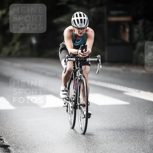 13.09.2026 - Stadtparktriathlon H.Heesch http://msf.ph/oto/10362088 13.09.2026 11:18:22 Radfahren 746, 792, 798, 801 meine-sportfotos.de