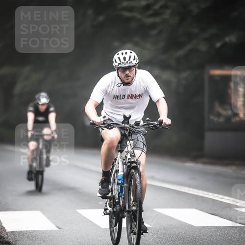 13.09.2026 - Stadtparktriathlon H.Heesch http://msf.ph/oto/10362110 13.09.2026 10:04:23 Radfahren 252, 265 meine-sportfotos.de