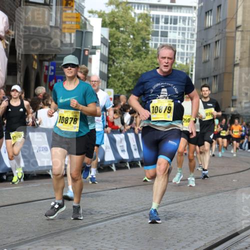 13.09.2026 - 21. swb-Marathon Bremen Strokosch-Dieckow http://msf.ph/oto/10362115 13.09.2026 10:58:40 Ziel 10249, 10494, 10530, 10673, 10750, 10798, 11004, 11120, 11131, 11152, 11202, 11295, 11384, 11388, 11403, 11420, 11455, 11686, 11750, 11752, 11884, 11906, 11952, 11953, 12017, 12092, 12386, 12387, 12482, 12518, 10254, 10485, 10787, 10794, 10832, 10948, 11228, 11278, 11488, 11743, 12130, 12176, 12414 meine-sportfotos.de