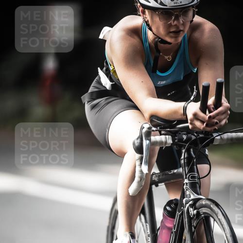 13.09.2026 - Stadtparktriathlon H.Heesch http://msf.ph/oto/10362121 13.09.2026 11:18:23 Radfahren 730, 746, 792, 798, 801 meine-sportfotos.de