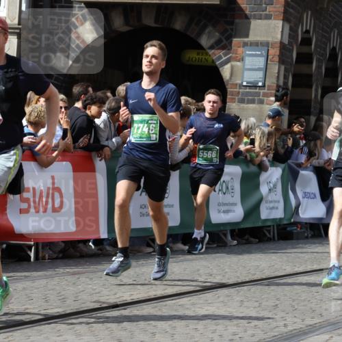 13.09.2026 - 21. swb-Marathon Bremen Strokosch-Dieckow http://msf.ph/oto/10362126 13.09.2026 13:34:24 Ziel 1364, 1656, 2355, 2464, 2727, 3162, 3389, 3522, 3632, 3790, 3984, 4613, 5265, 5341, 5489, 5563, 5587, 5768, 6090, 6151, 6350, 6405, 6509, 6623, 7047, 7113, 7303, 7431, 7897, 7988, 8025, 8512, 8641, 8870, 8910, 9905, 10058, 13118, 784, 809, 1307, 1395, 1871, 2215, 2831, 3029, 3052, 3058, 3318, 3388, 3409, 3890, 4537, 4616, 5378, 5488, 5566, 5694, 5760, 6255, 7168, 7833, 7962, 8381, 8453, 9751, 9788, 13112 meine-sportfotos.de